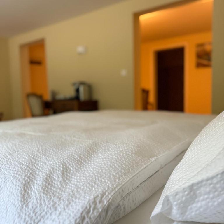 La Rôtisserie du Bois Noir - Standard Zimmer mit Kingsize-Bett - 3