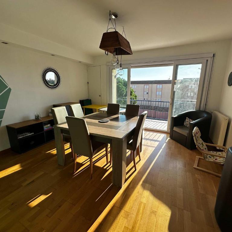 Appartement T3 a 500 m de la plage et des commerces - Appartement - 9
