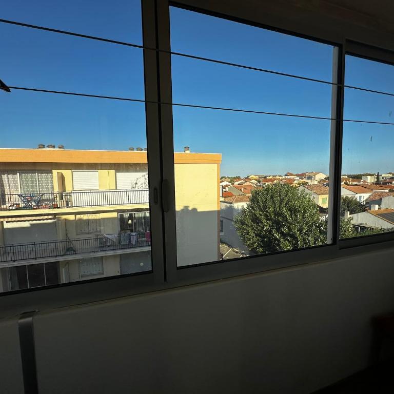Appartement T3 a 500 m de la plage et des commerces - Appartement - 13