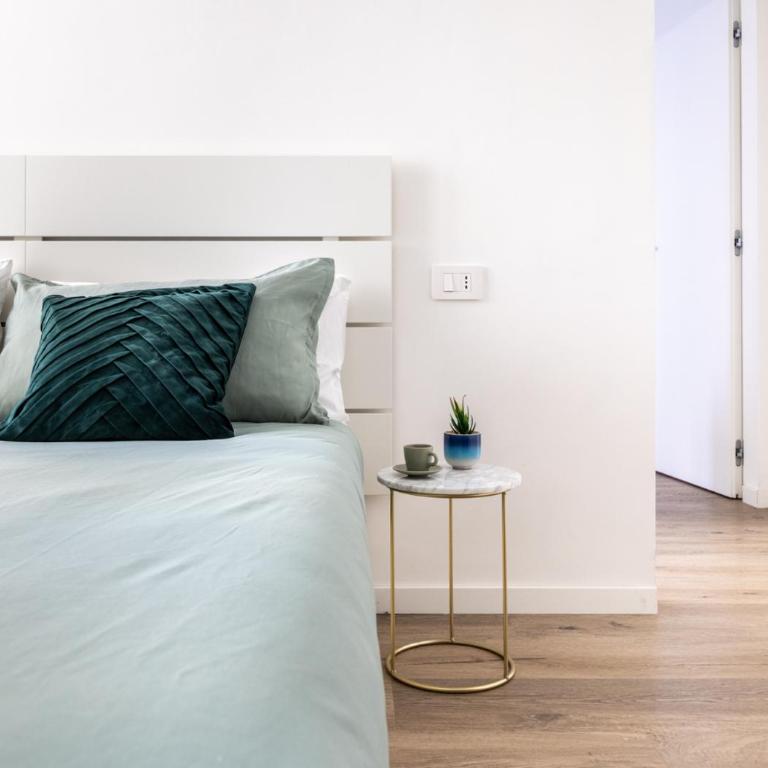DUOMO-CENTRALE - Suite Moderna, M1 e M3 a 250m - Appartamento con 1 Camera da Letto e Balcone - 9