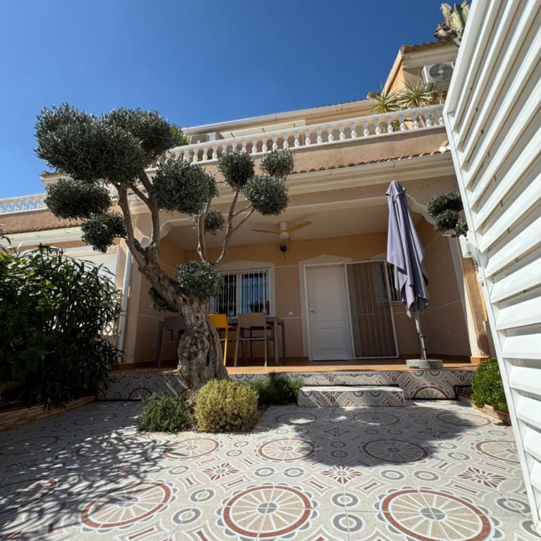 Luxury Holiday Townhouse with Pool II Casa Macarena 02 - Haus mit 2 Schlafzimmern - 4