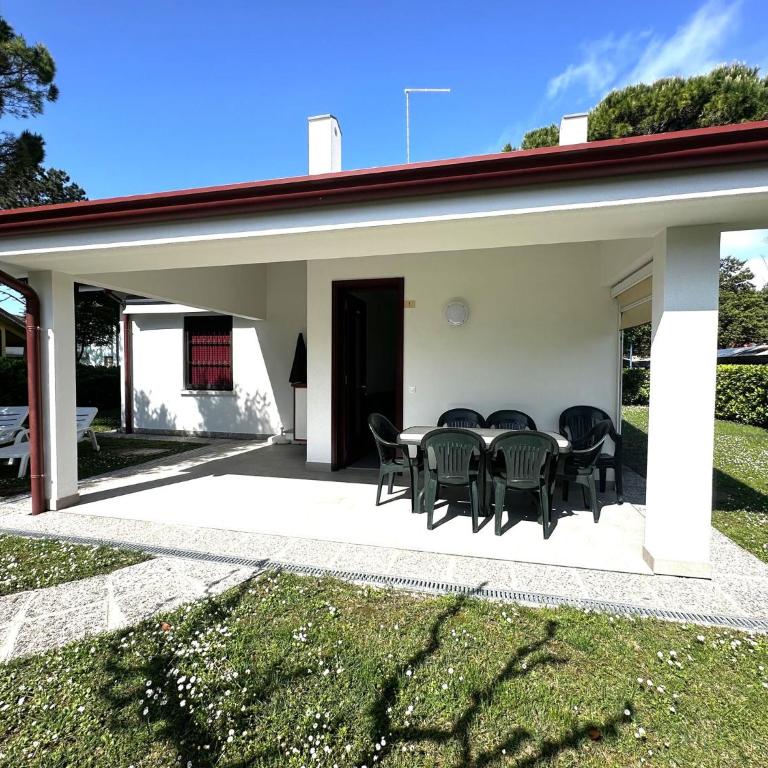 Villa with garden and pool access in Bibione - Villa - 6