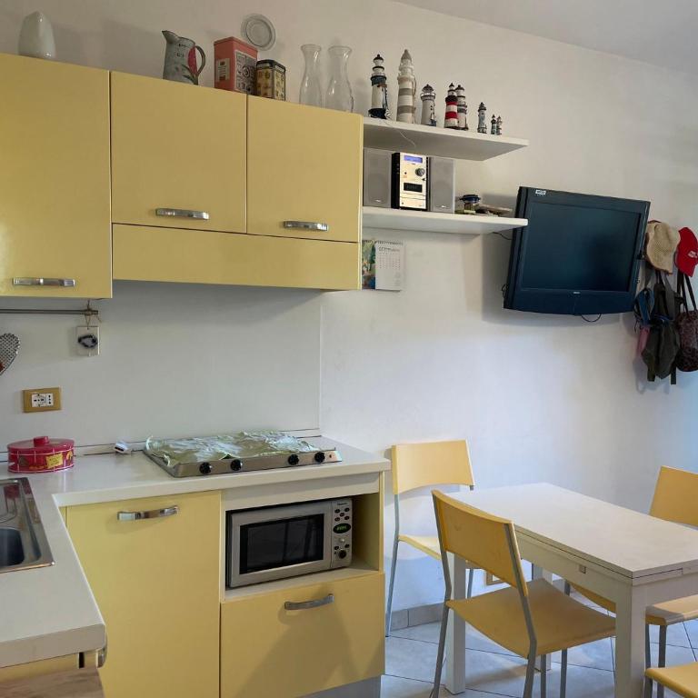 Nice flat with pool and garden - Appartamento - 2