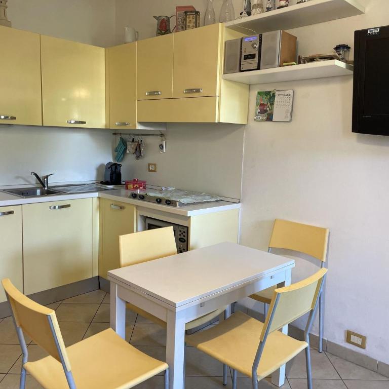 Nice flat with pool and garden - Appartamento - 4