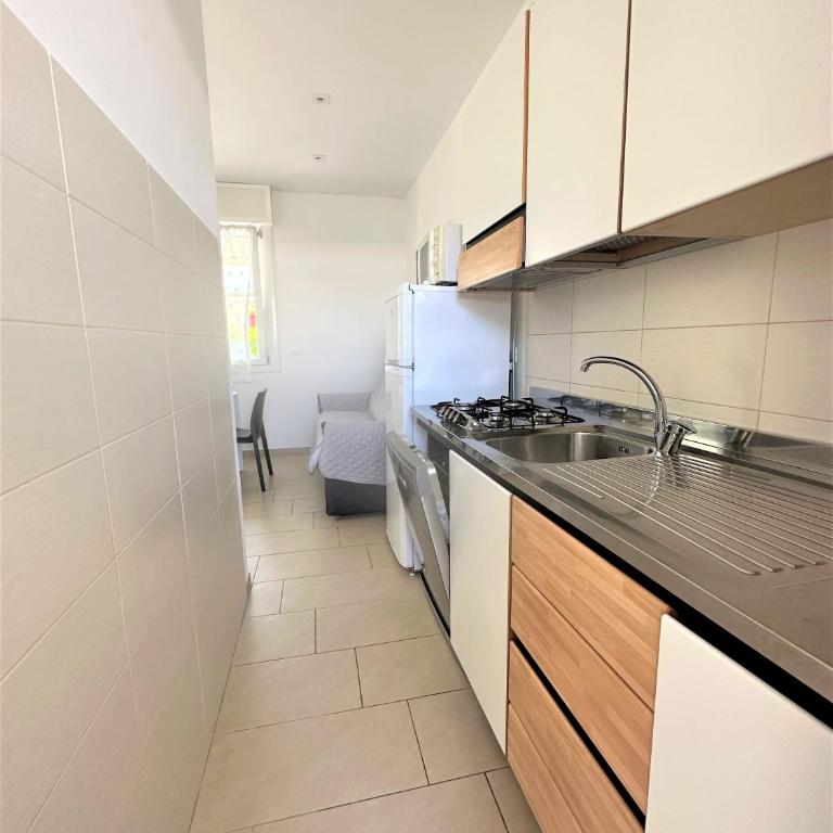 Bright flat with shared pool - Apartment - 3