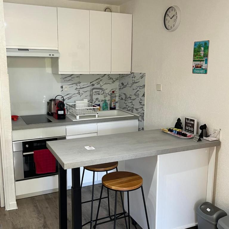 Charmant studio calme bord de mer Wifi-NESPRESSO-DRAPS-LINGE DE BAIN - Studio - 4