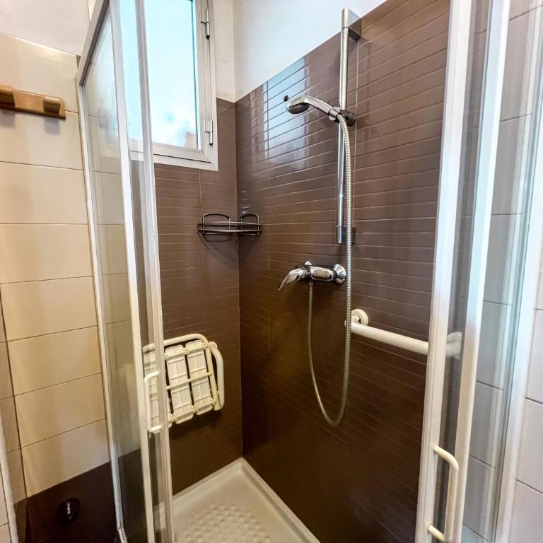 Phoenix Apartment Via Giolitti 14 Rif A809 - Apartment - 44