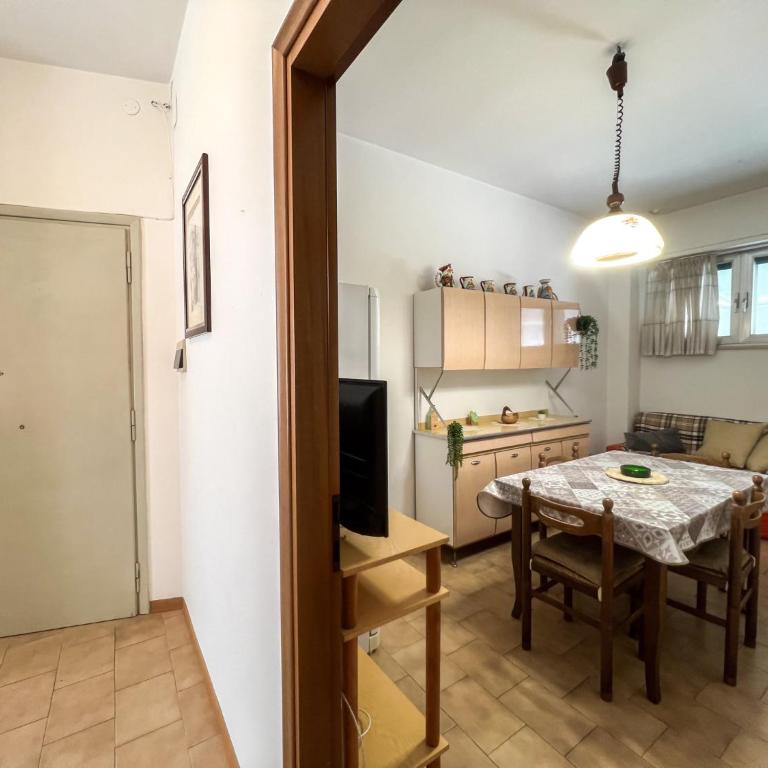 Phoenix Apartment Via Giolitti 14 Rif A809 - Apartment - 17