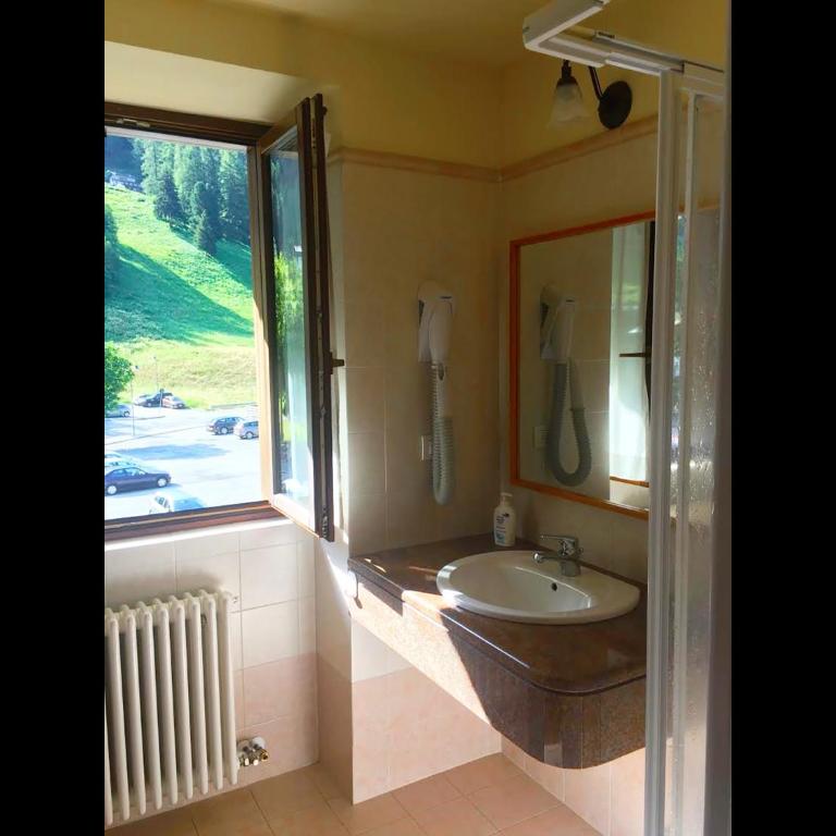 R.T.A. Hotel Monte Rosa - Apartment with Mountain View - 6