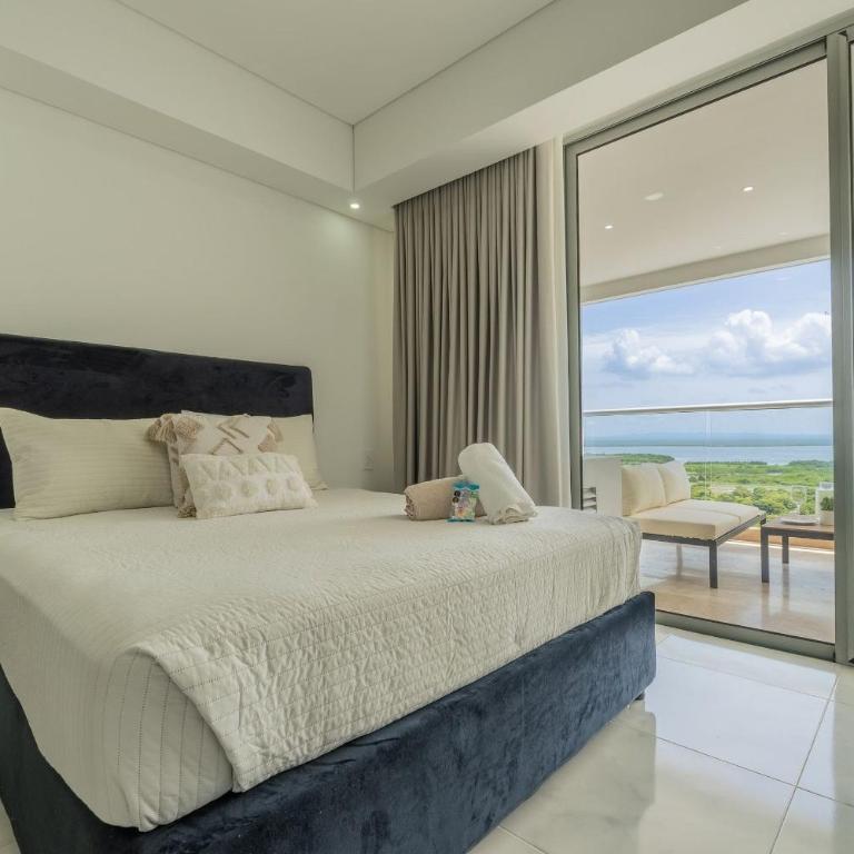 Cartagena Beach Resort 1640 - Estudio Deluxe con cama grande - 1