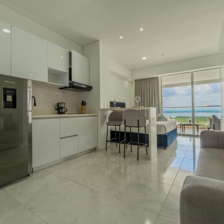 Cartagena Beach Resort 1640 - Estudio Deluxe con cama grande - 21