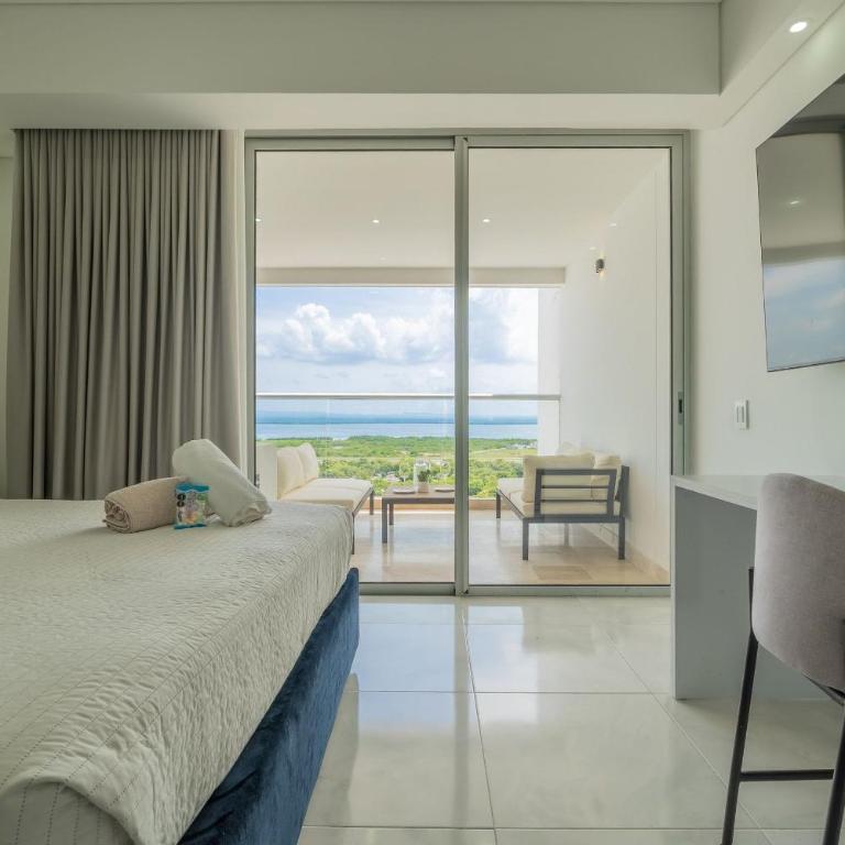 Cartagena Beach Resort 1640 - Estudio Deluxe con cama grande - 22