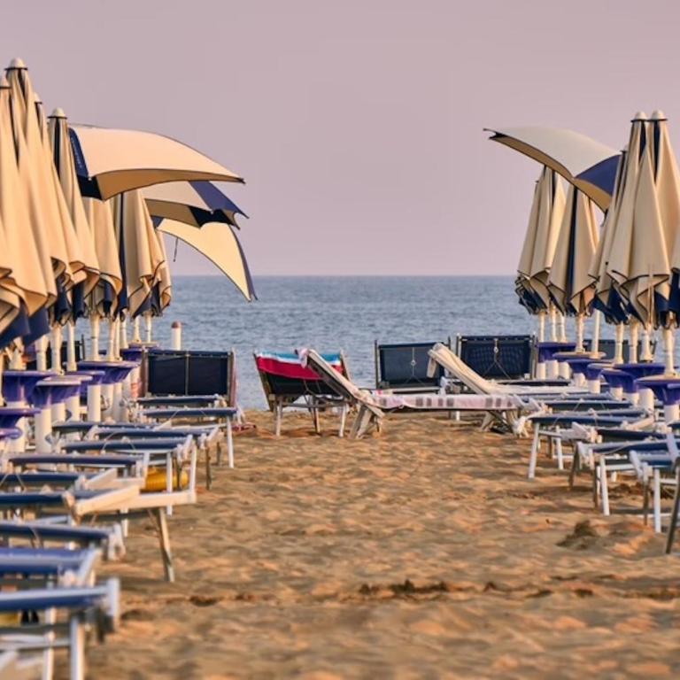 Apartment in a prime seafront location - Apartment - 18
