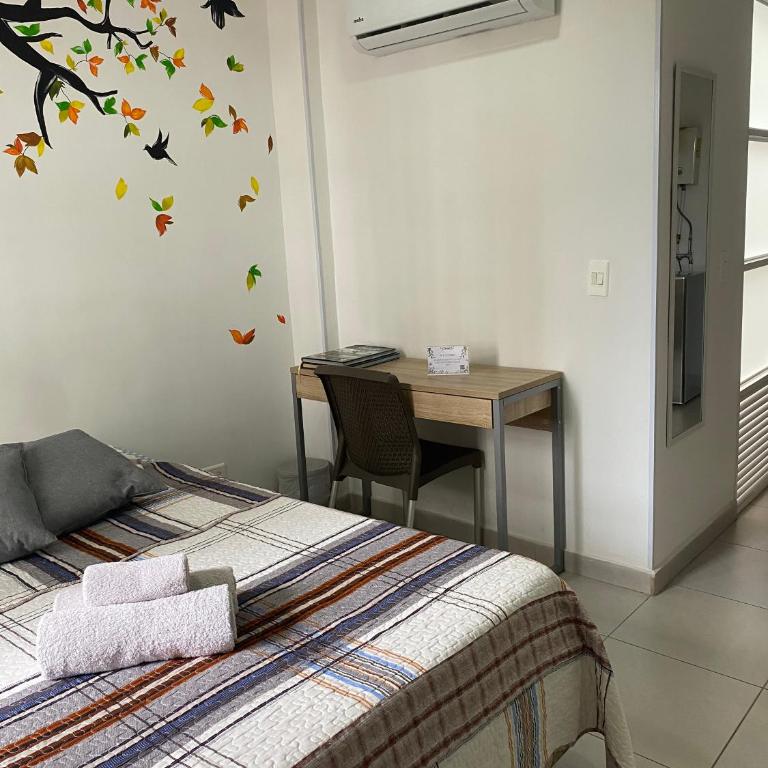 Arboleda de San Antonio Cali - Deluxe One-Bedroom Apartment with City View - 17