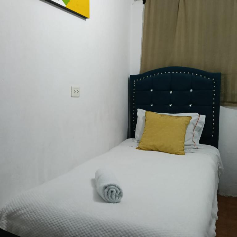 Hospedaje Muiscas - Habitación Individual - 1