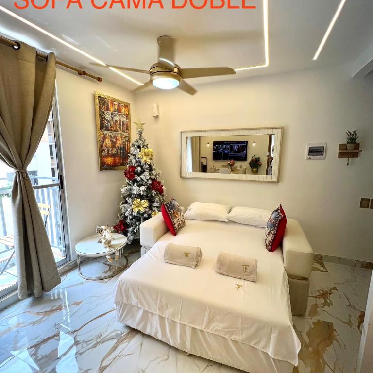 Lujoso Apartamento Con Piscina En Conjunto Cerrado - Apartamento de 2 dormitorios con vistas - 21