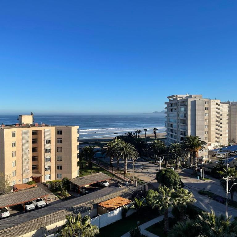 Excelente departamento a 150 metros de la playa en La Serena - Two-Bedroom Apartment - 24