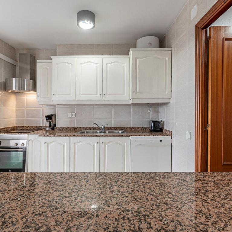 Aimar Atico duplex Playa la Pineda Port Aventura - Apartment - 58