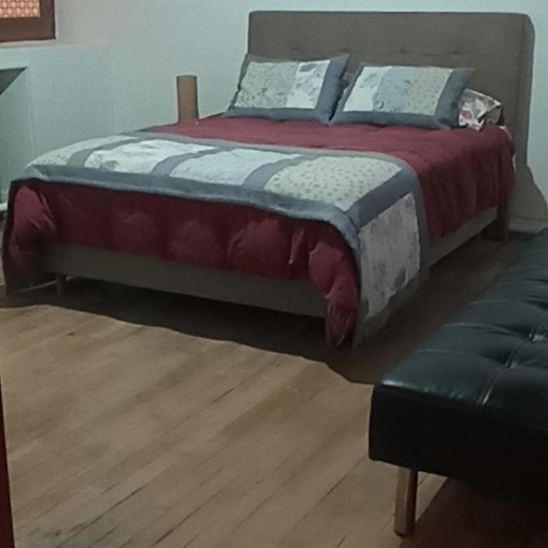 Mdrag - Double Room with Shared Bathroom - 1