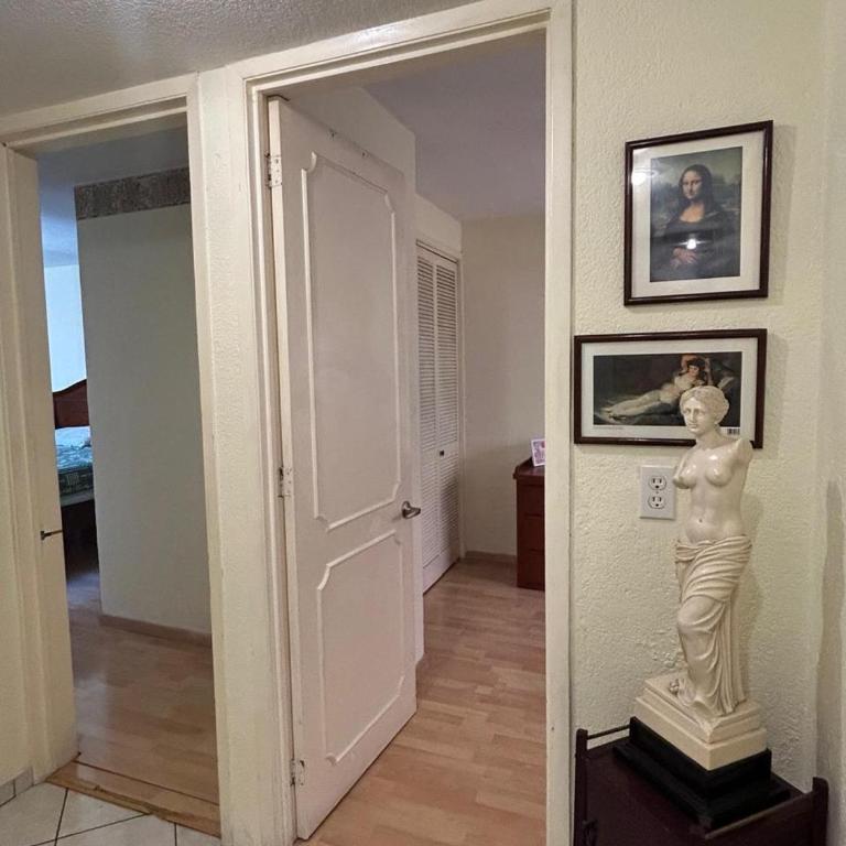 Departamento en Paseos de Taxqueña CDMX - Apartamento de 3 dormitorios - 4