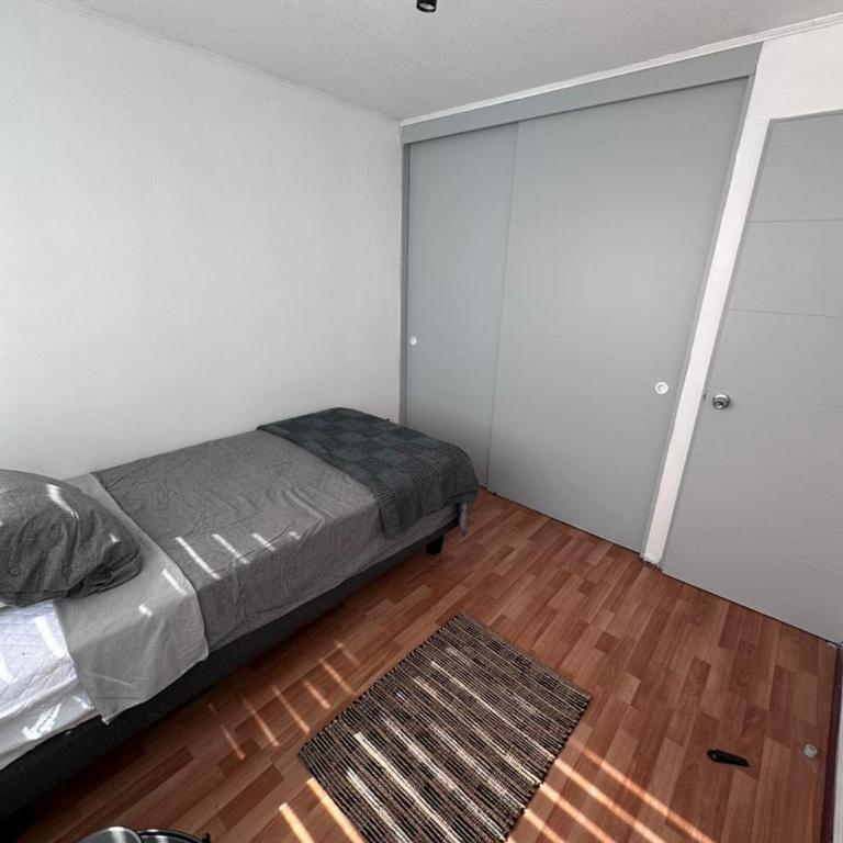 Moderno departamento a pasos de el Movistar arena - Three-Bedroom Apartment - 6