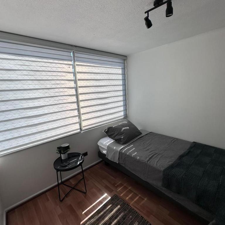 Moderno departamento a pasos de el Movistar arena - Three-Bedroom Apartment - 2