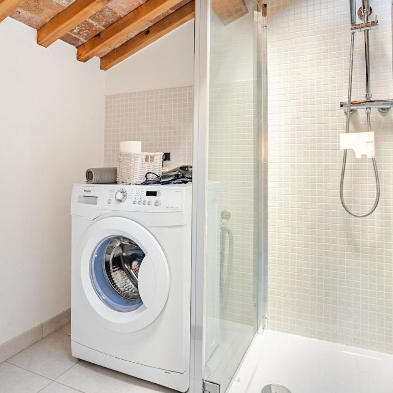 Rifugio d'incanto tra i tetti Estensi - Two-Bedroom Apartment - 17