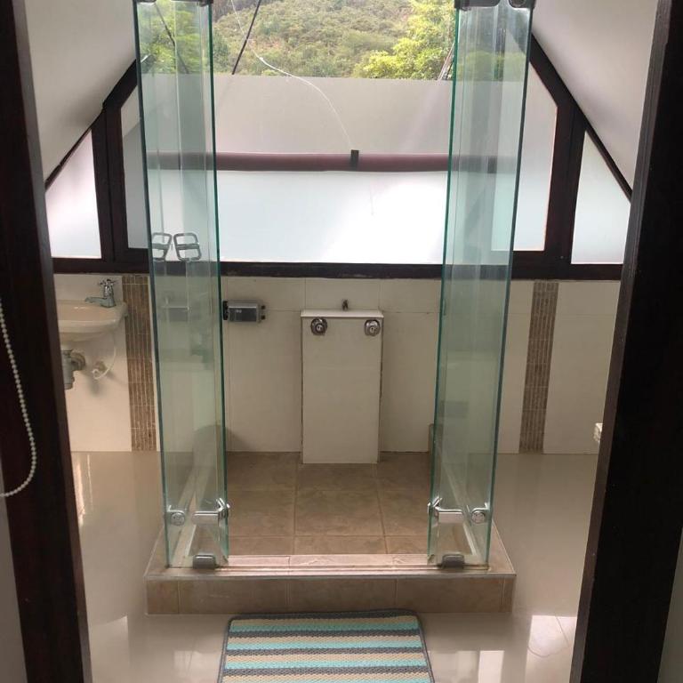 Villa Shalom - Two-Bedroom House - 18