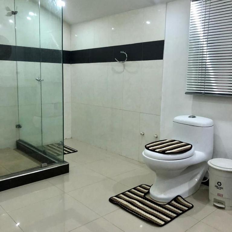 Villa Shalom - Two-Bedroom House - 33