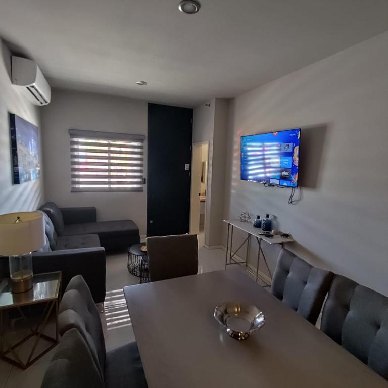 A beautiful apartment, in the heart of the golden zone! - Two-Bedroom Apartment - 3