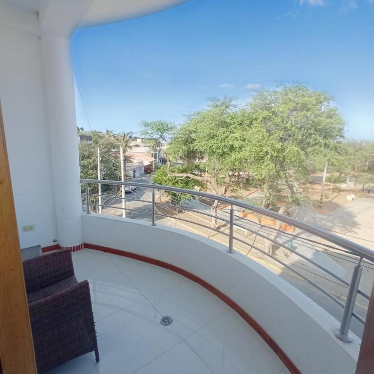 Casa Premium Talara - Habitación Familiar - 2