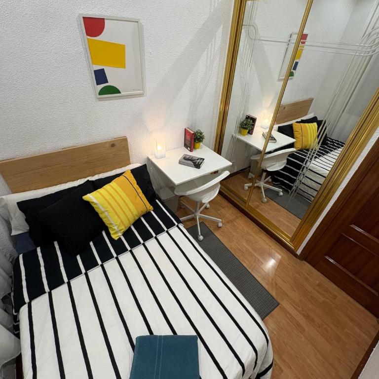 Acogedora habitación en barrio madrileño con encanto - Double Room - 3