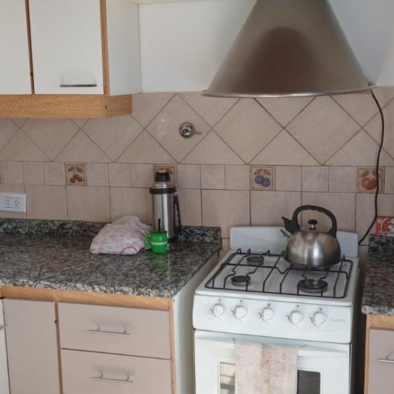Rentals Temp - Deptos - Three-Bedroom Apartment - 6