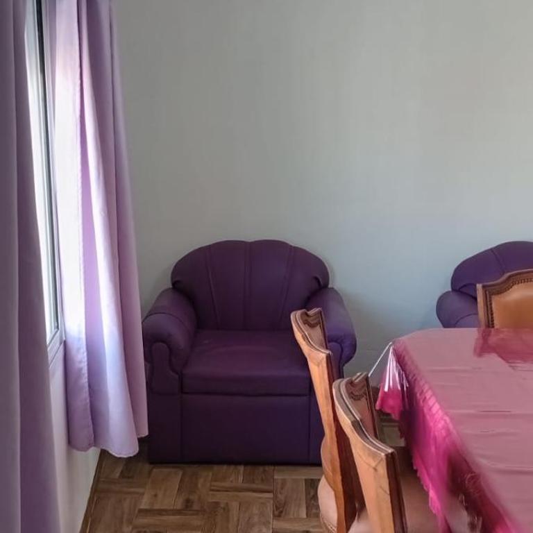 Rentals Temp - Deptos - Three-Bedroom Apartment - 10