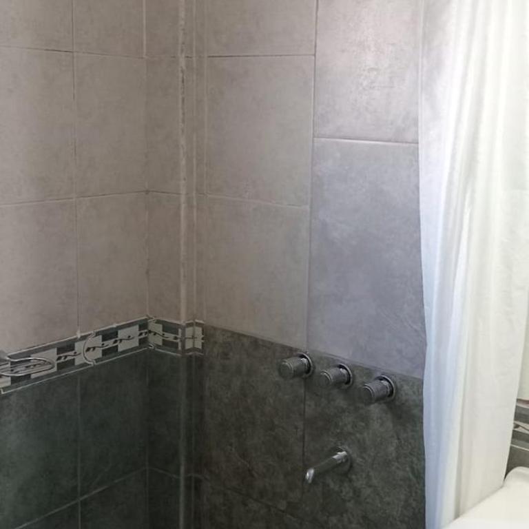 Rentals Temp - Deptos - Three-Bedroom Apartment - 14