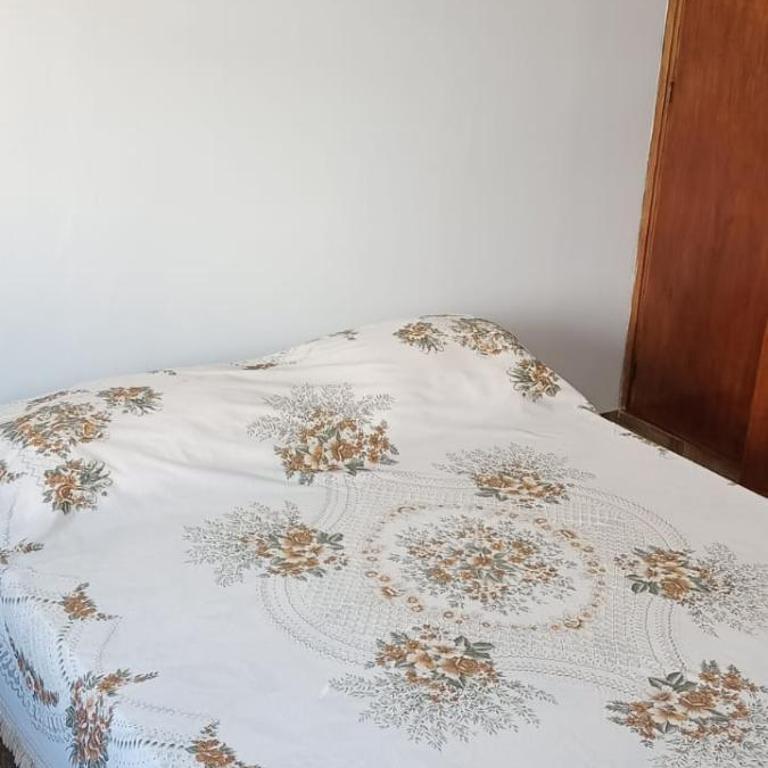 Rentals Temp - Deptos - Three-Bedroom Apartment - 32