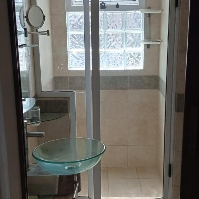 Rentals Temp - Deptos - Three-Bedroom Apartment - 36