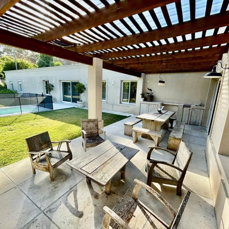 Spectacular house in a private neighborhood - Casa con 1 dormitorio - 28