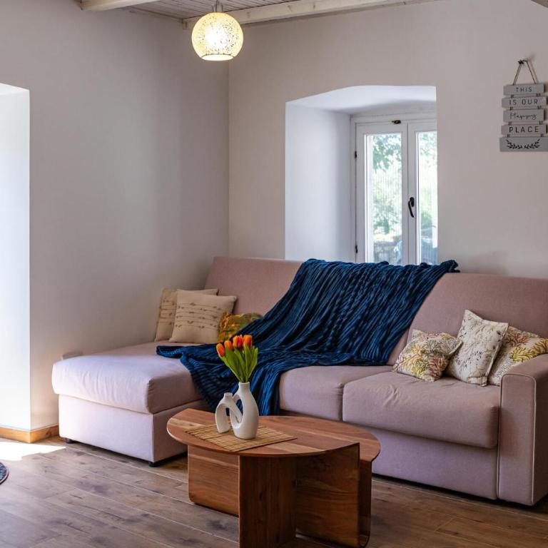 Pet Friendly Home In Herceg Novi - Three-Bedroom Vacation Home - 8