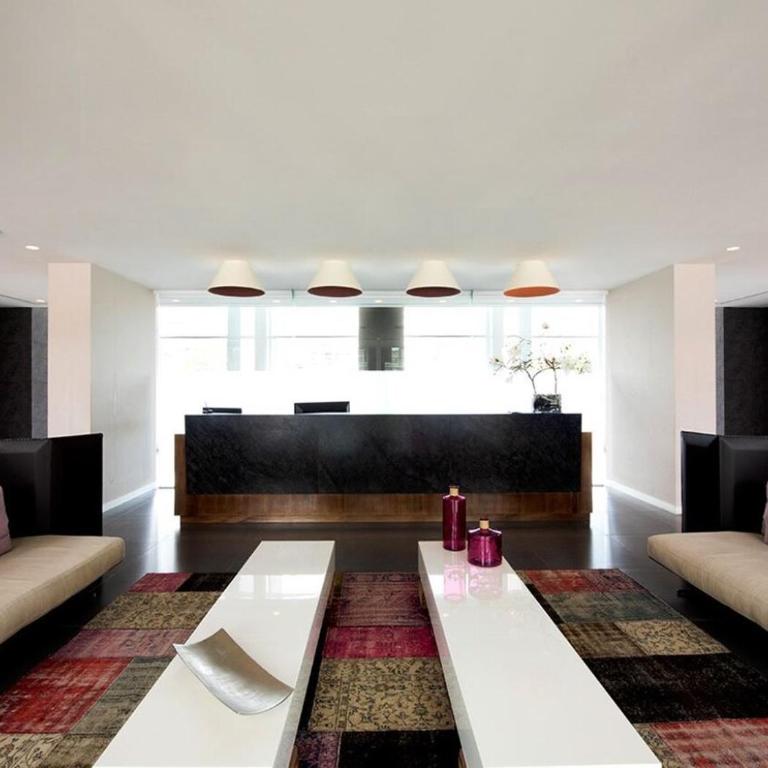 Relaxation and good taste just steps from the sea - Three-Bedroom Apartment - 29