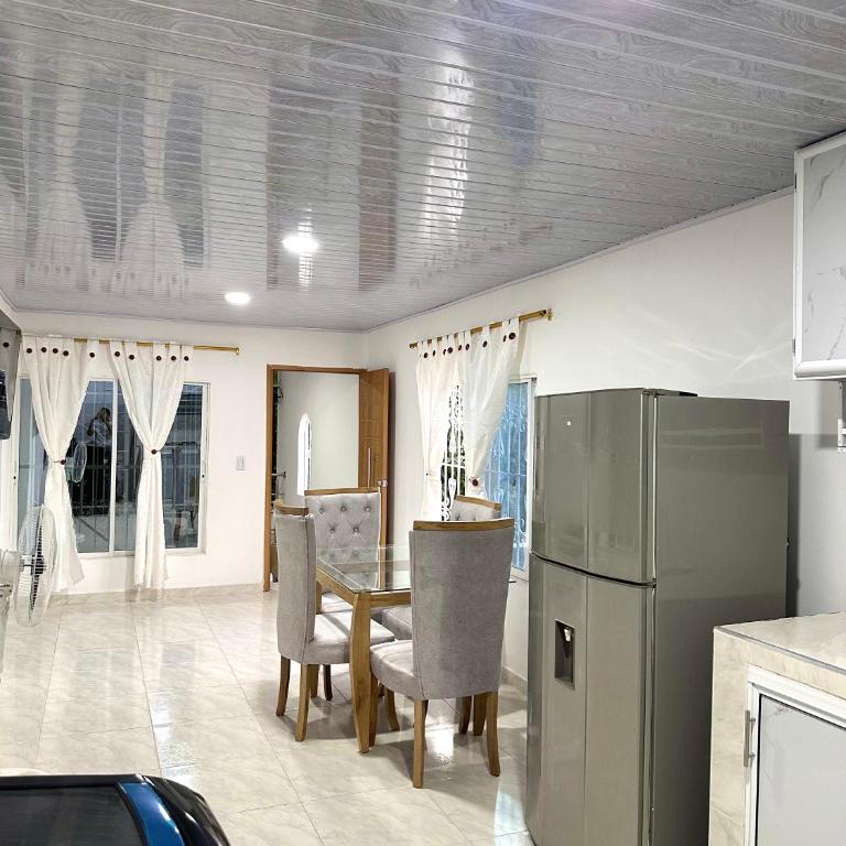 Apartamento vacacional por días en Santa Marta - Three-Bedroom Apartment - 1