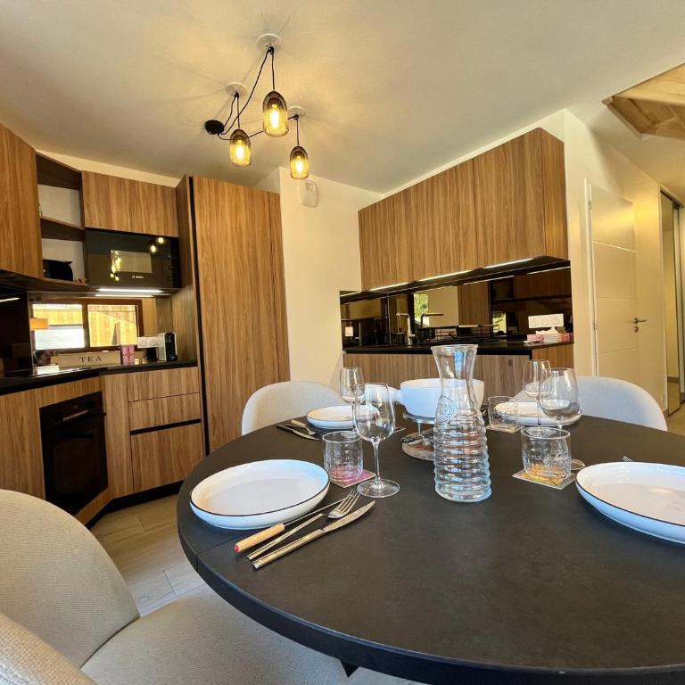 Duplex élégant au centre, vue vallée, confort moderne - FR-1-624-185 - Appartement - 4