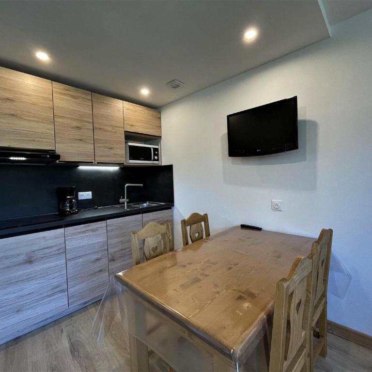 Les Menuires: 2 Pièces, 4 Pers, Pieds des Pistes, Parking Inclus - FR-1-452-405 - Studio - 6