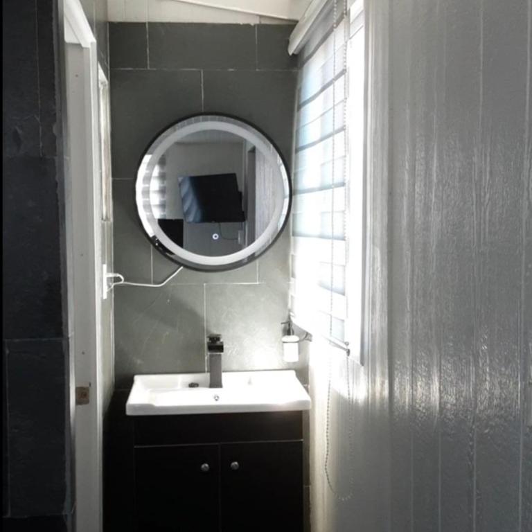 Hostal Abrazo de Maipu - Habitación Doble con baño privado - 4