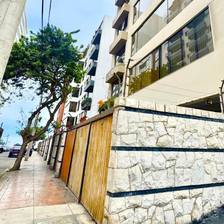 Ocean View Nice and cozy - Three-Bedroom Apartment - 15