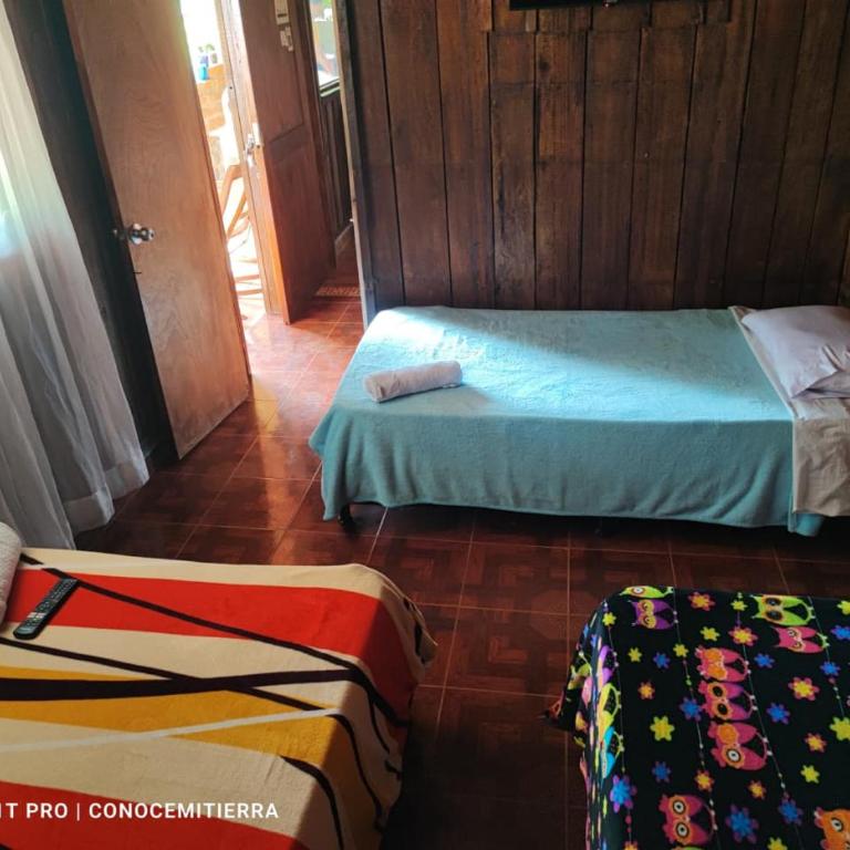 Cabaña los Juanes - Family Room with Shared Bathroom - 4