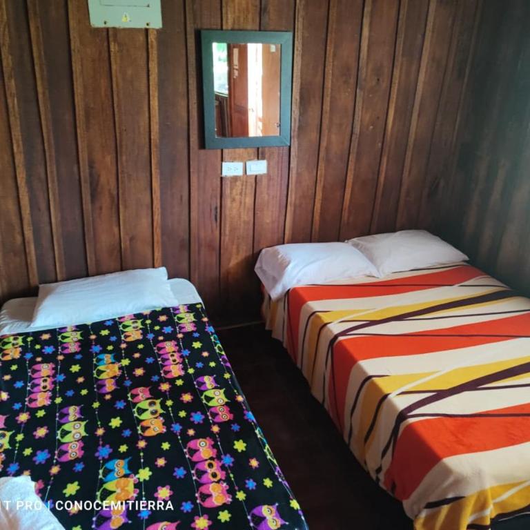 Cabaña los Juanes - Family Room with Shared Bathroom - 3