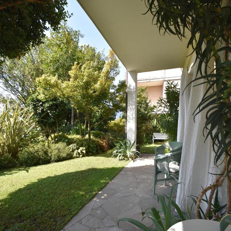 Chalet by Lake Maggiore with Garden Views - Casa Vacanze con 1 Camera da Letto - 3