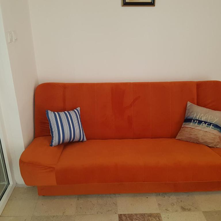 Three Palms Apartments Novakovic - Apartment with Terrace - 10