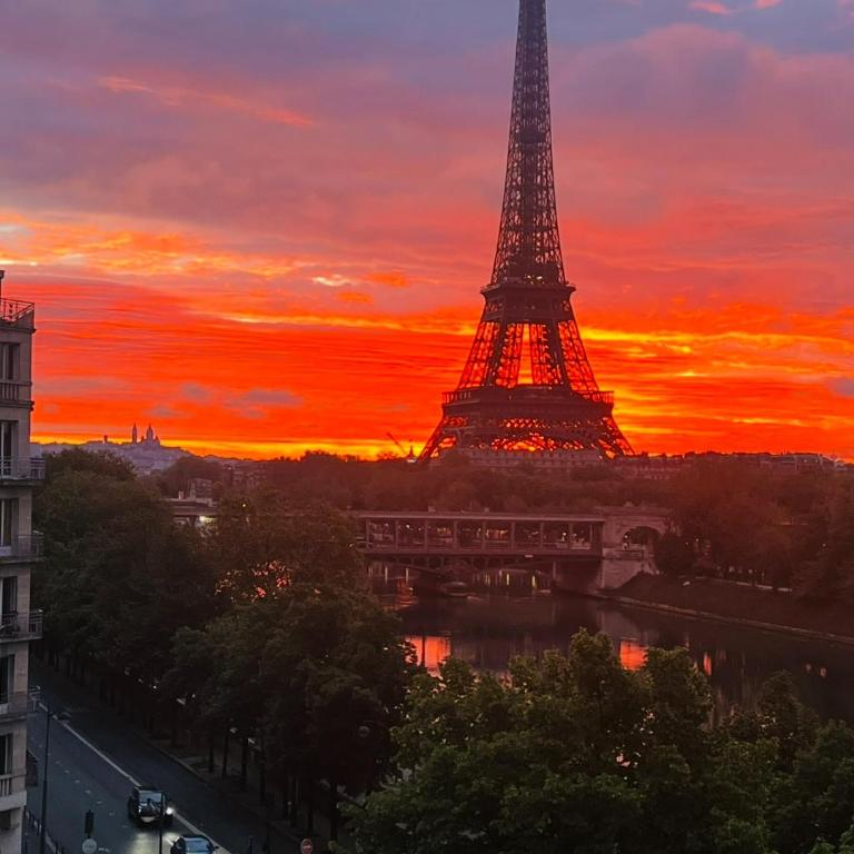 Les Amoureux de Paris - Chambre Lit King-Size Supérieure - 1